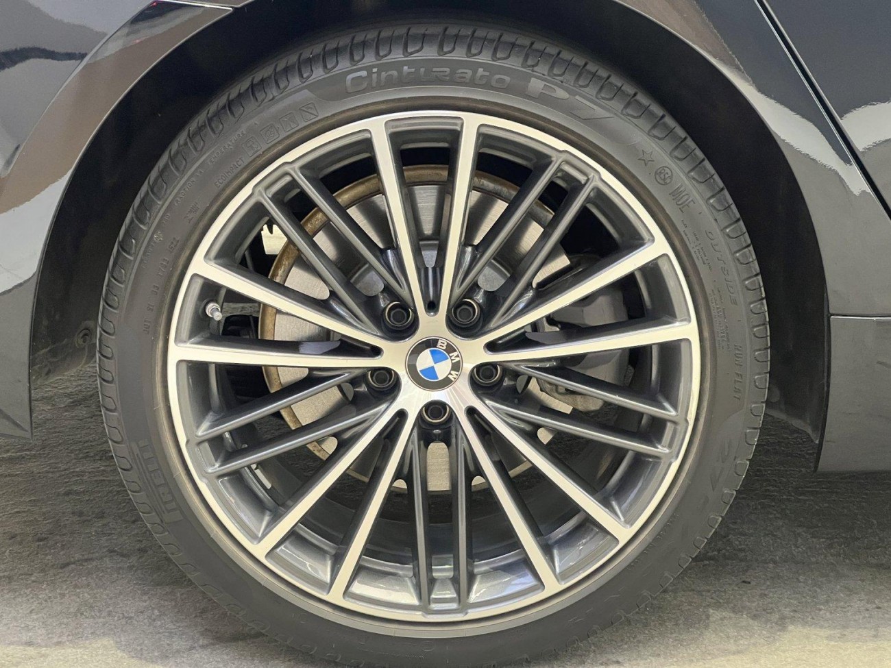 BMW 530Li 2023