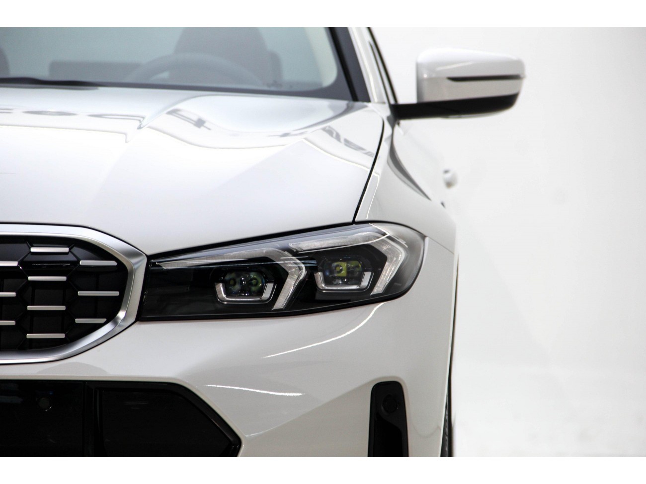 BMW 325Li 2025