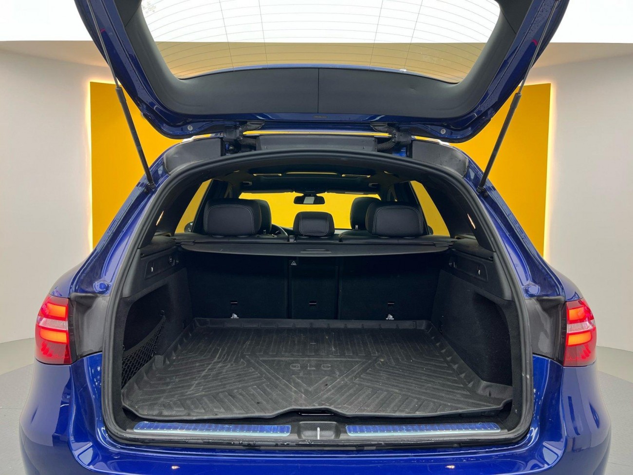Mercedes-Benz GLC 260 L 2019