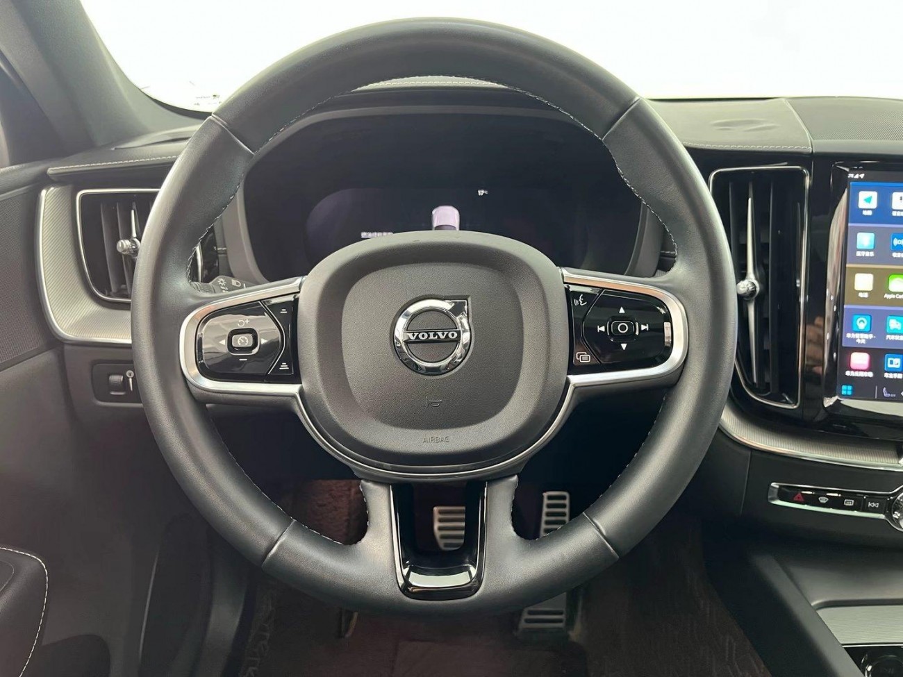 Volvo XC60 2022
