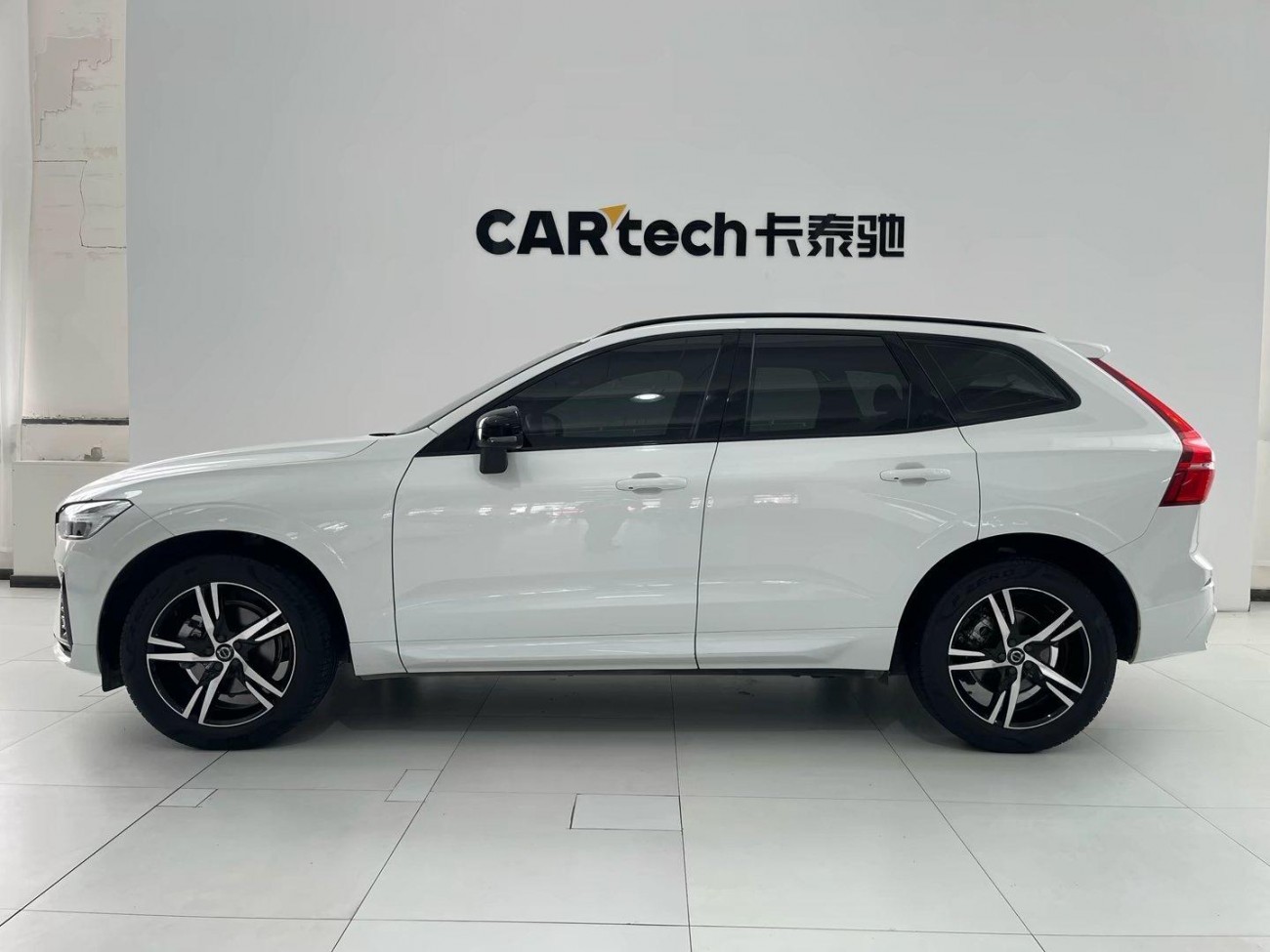 Volvo XC60 2022