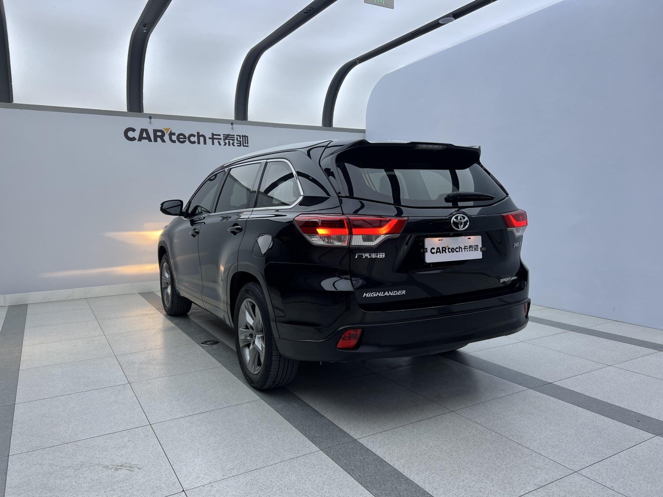 Toyota Highlander 2021