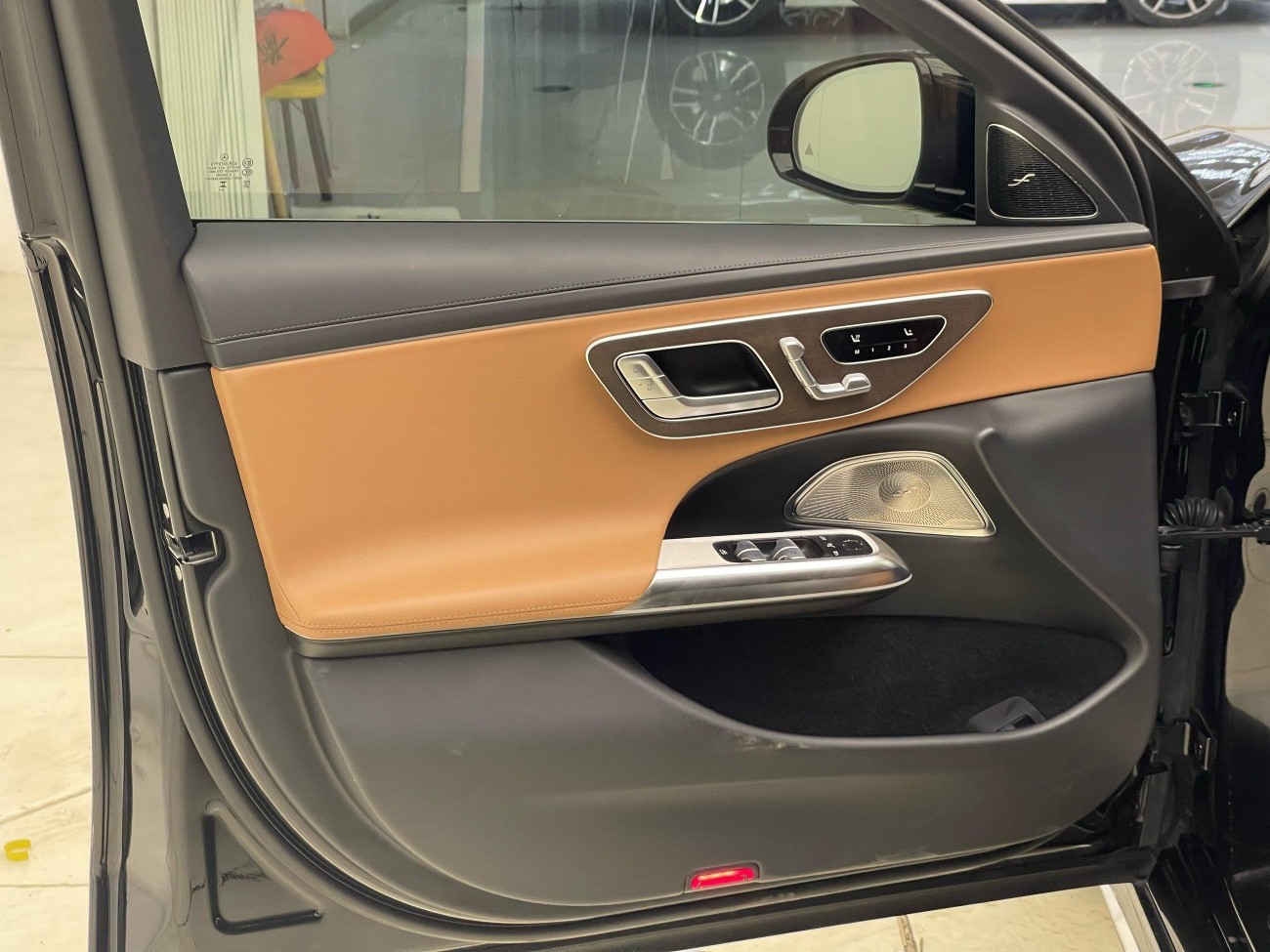 Mercedes-Benz E 300 L 2024