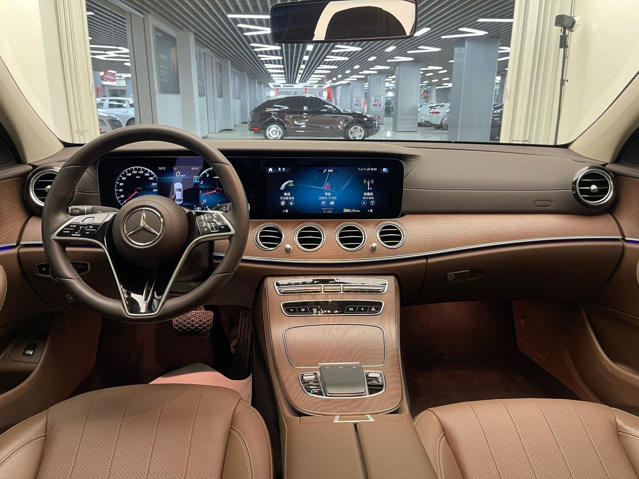 Mercedes-Benz E 300 L 2023