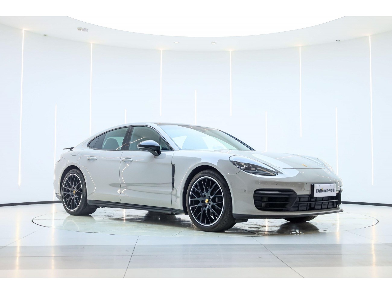 Porsche Panamera 2022