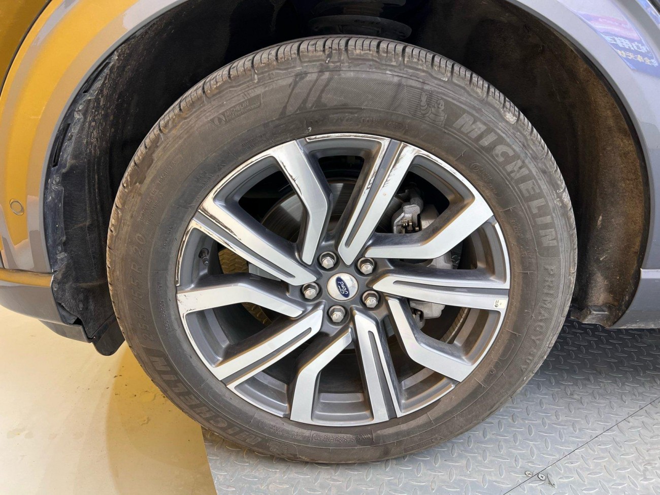 Ford Explorer 2024