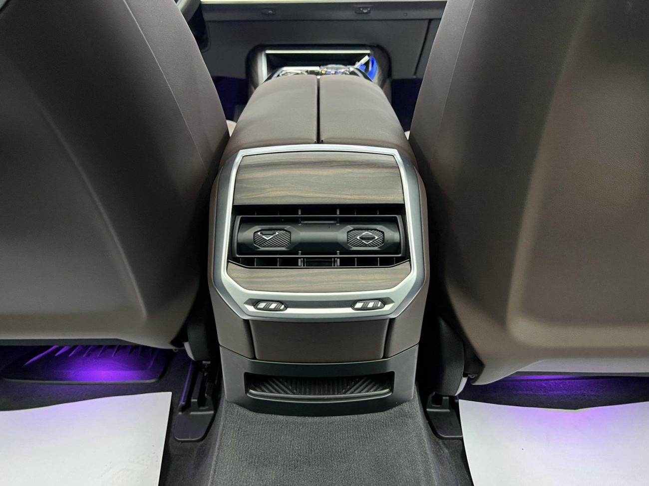 BMW 735Li 2024