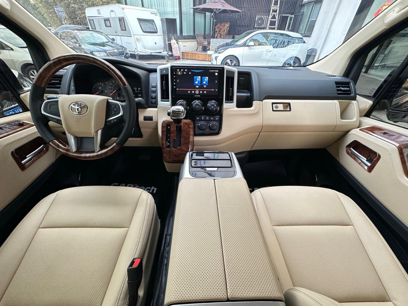 Toyota HiAce 2026