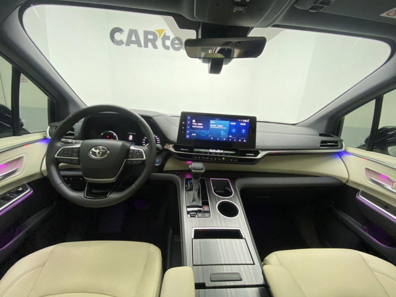 Toyota Sienna 2024