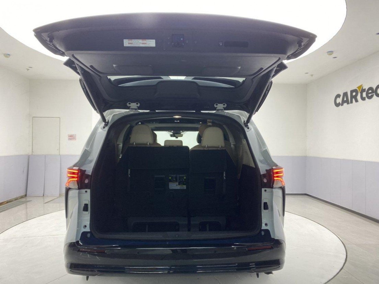 Toyota Sienna 2024