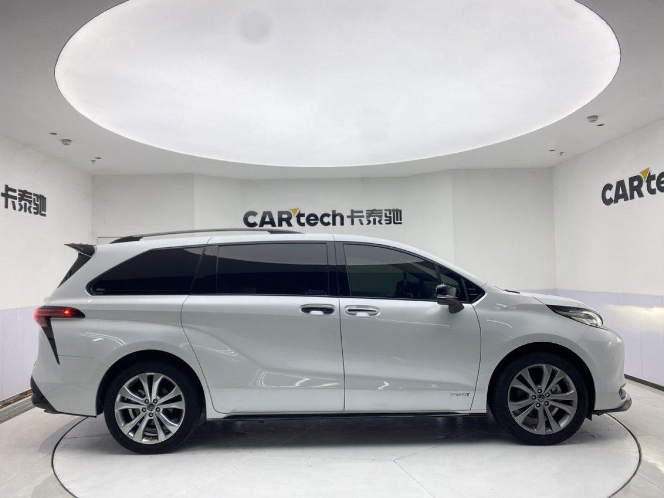 Toyota Sienna 2024