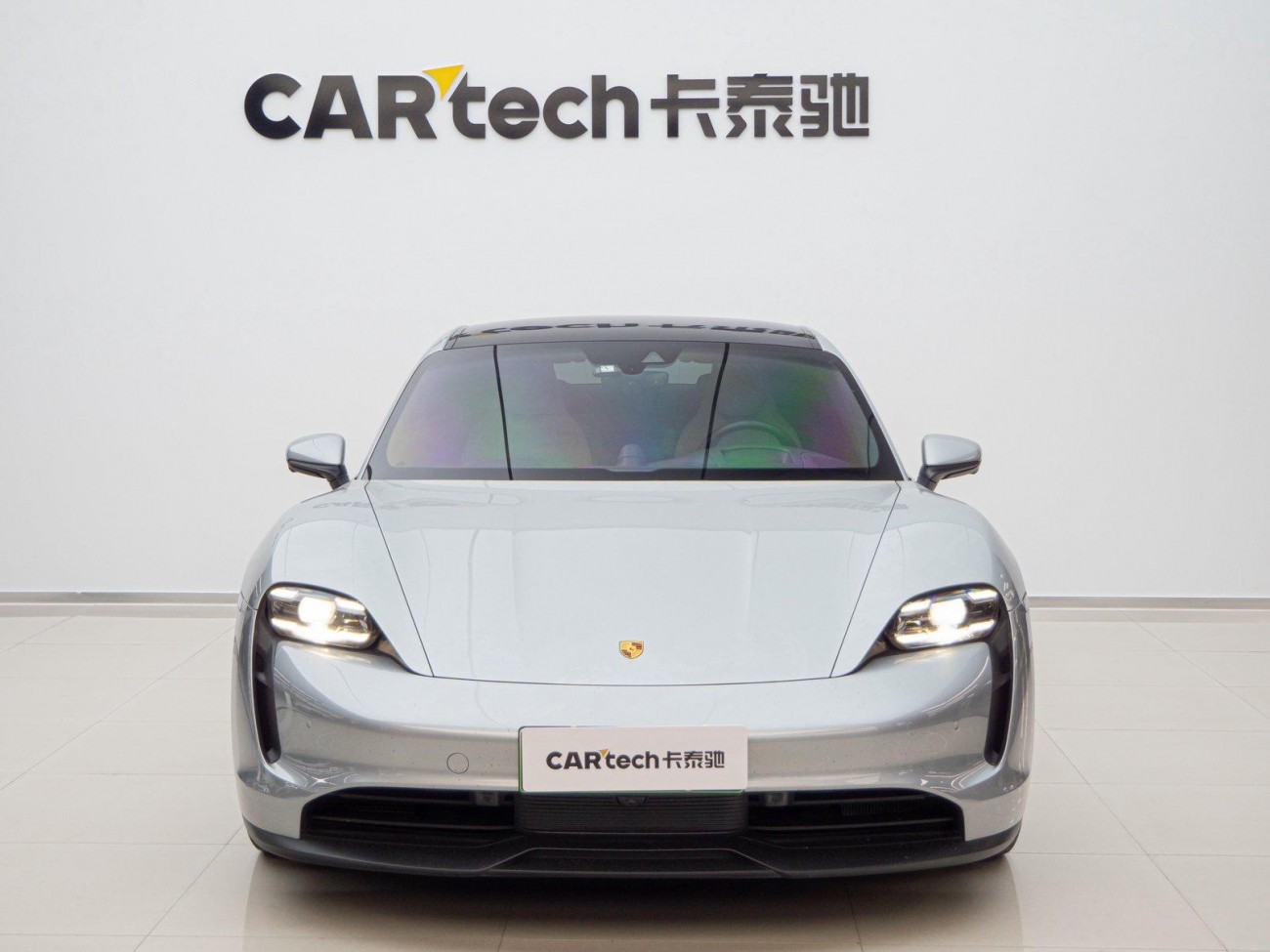 Porsche Taycan 2021