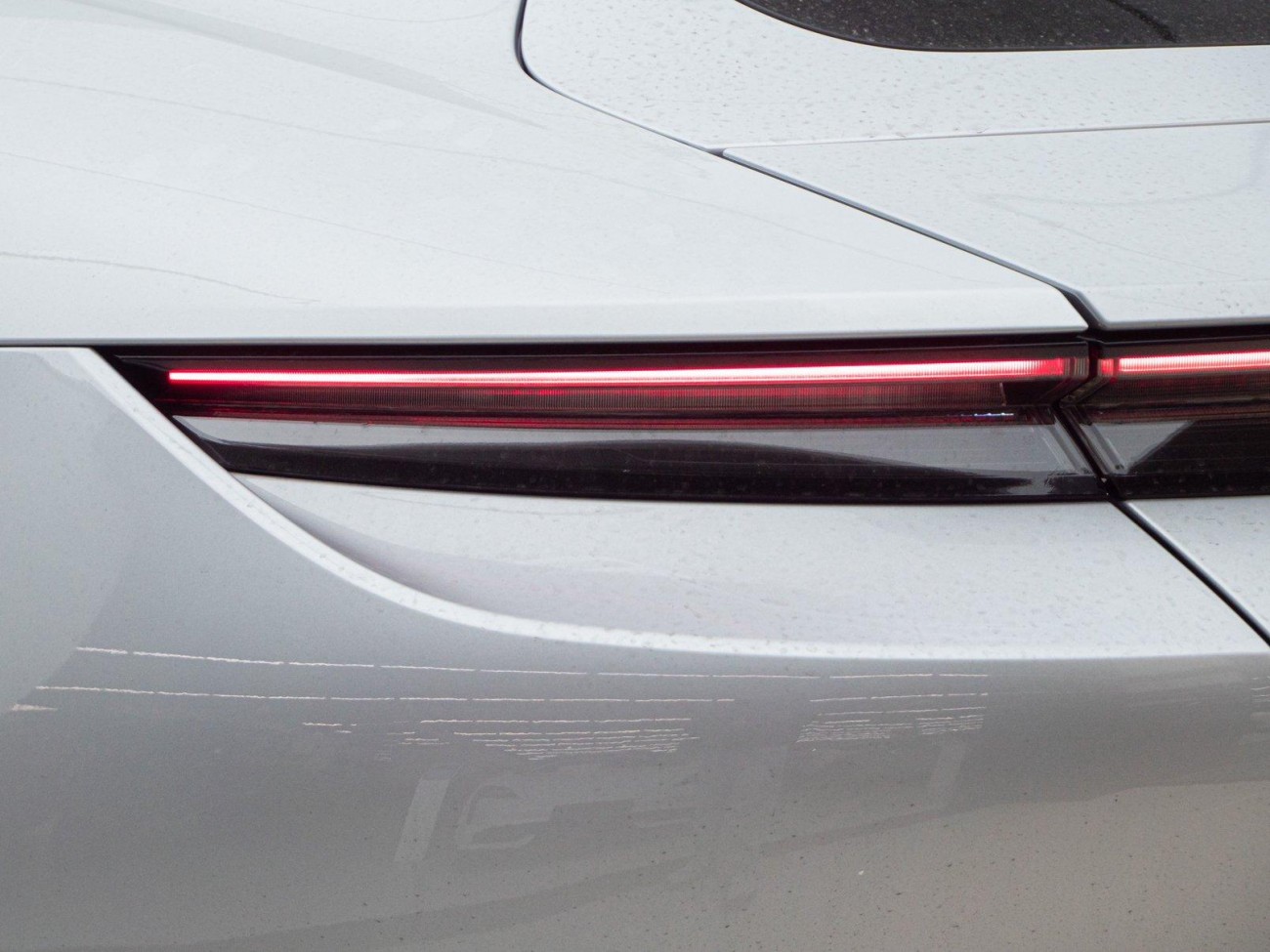 Porsche Taycan 2021