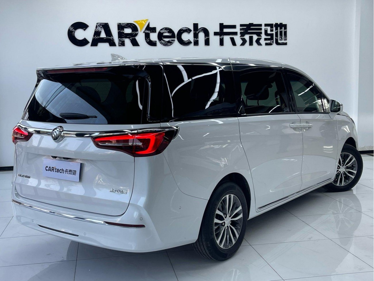 Buick GL8 2023