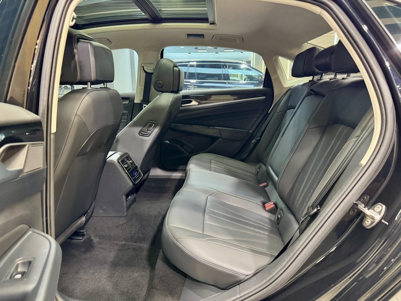 Volkswagen Passat 2025