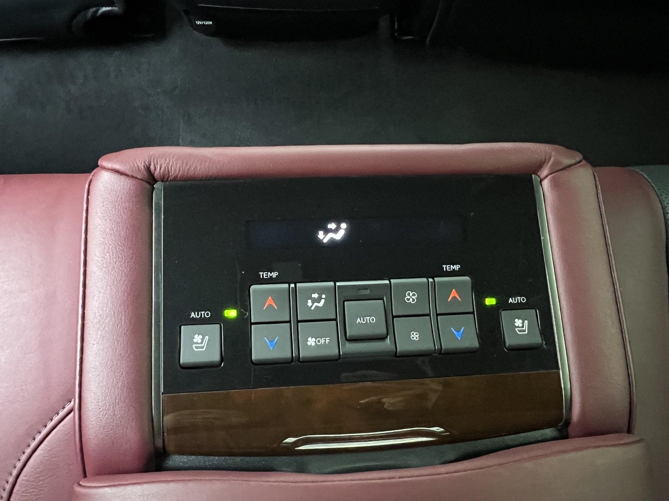Lexus LX 570 2022