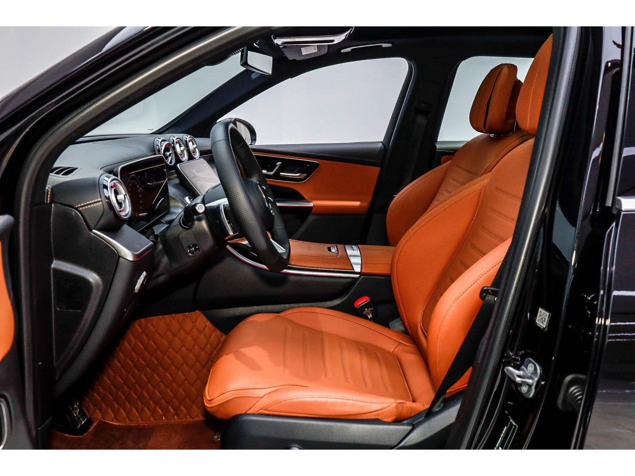 Mercedes-Benz GLC 260 L 2025