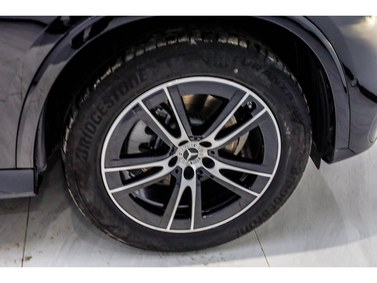 Mercedes-Benz GLC 260 L 2025