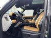Land Rover Defender 2024