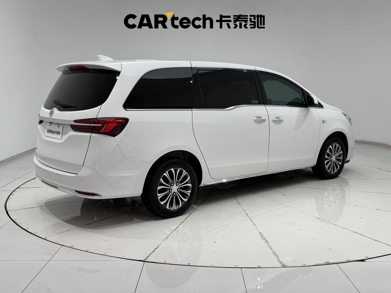 Buick GL8 2023