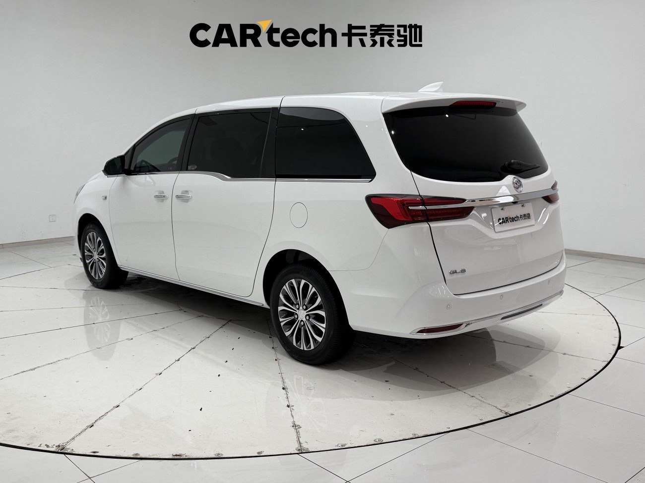 Buick GL8 2023