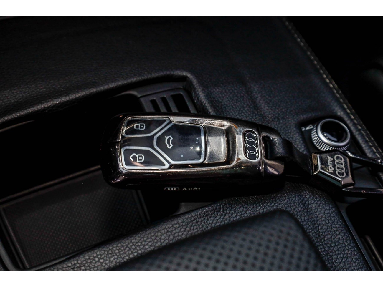 Audi Q5L 40 TFSI 2024