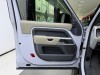 Land Rover Defender 2023