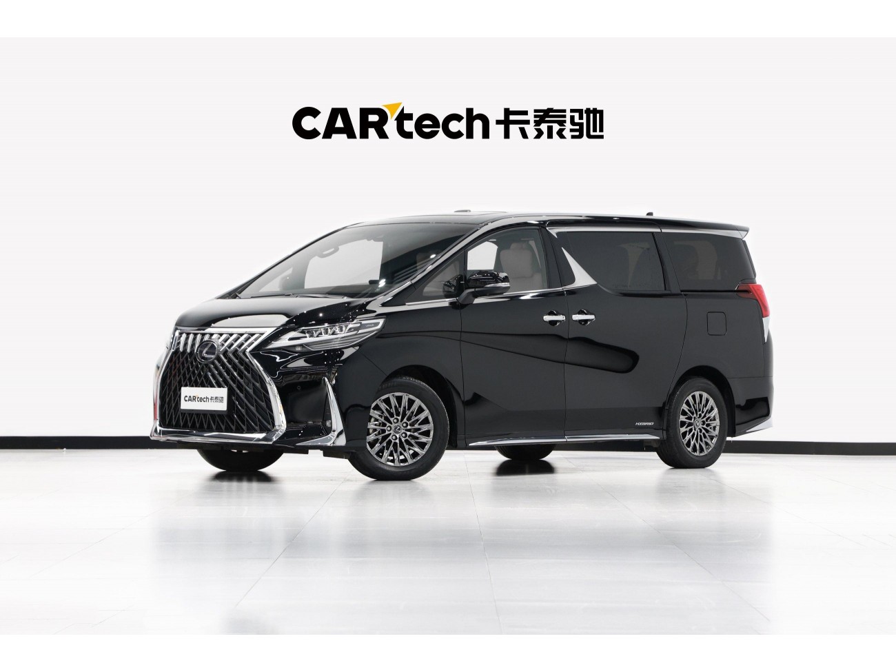 Lexus LM 300h 2022