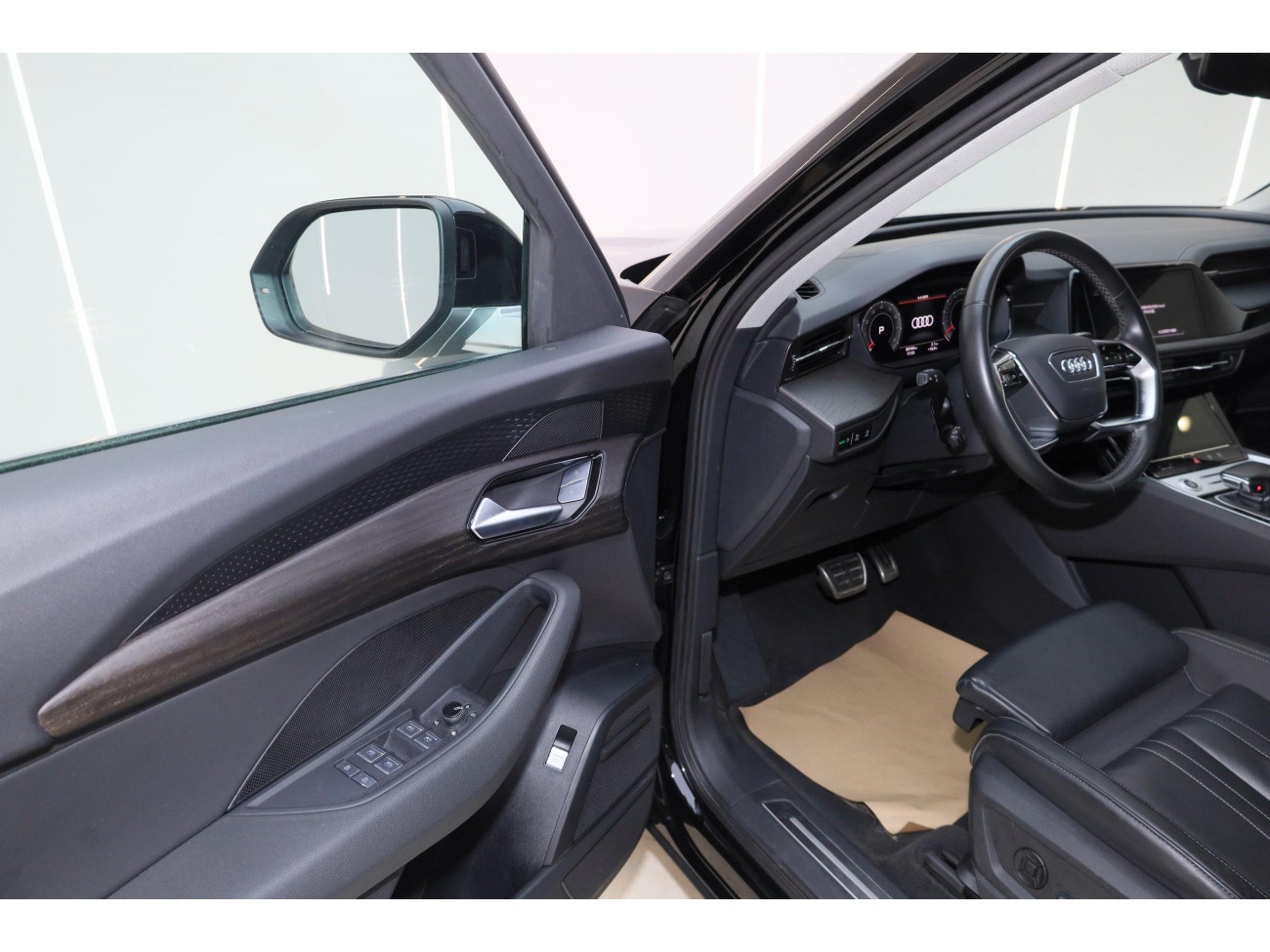 Audi Q6 40 TFSI 2024
