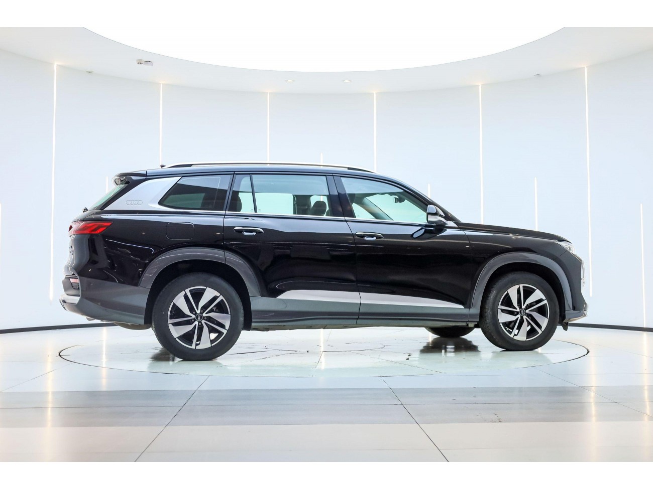 Audi Q6 40 TFSI 2024