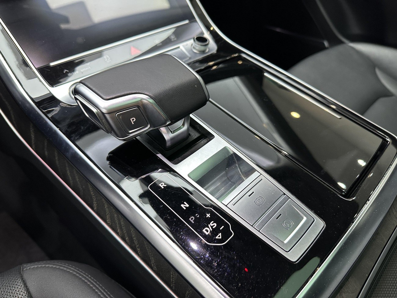 Audi Q8 45 TFSI 2023