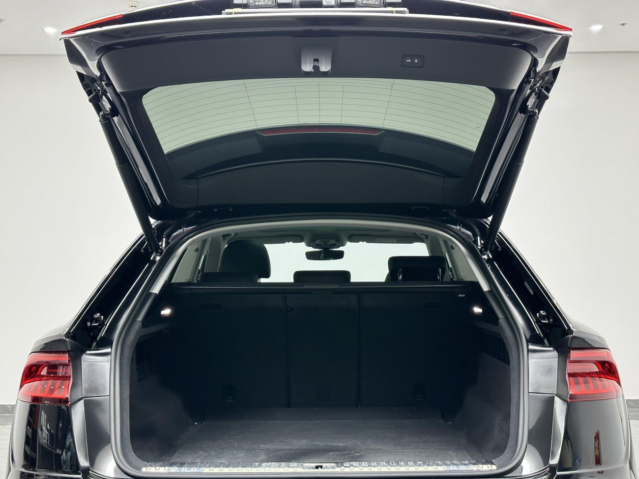 Audi Q8 45 TFSI 2023