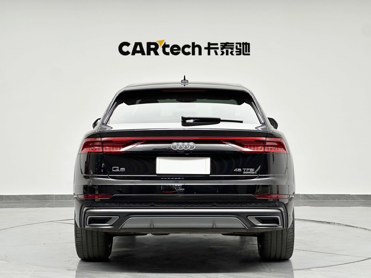 Audi Q8 45 TFSI 2023