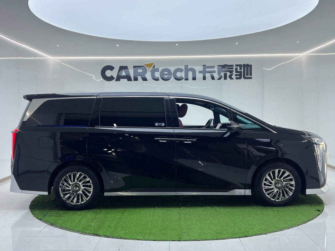 Trumpchi M8 2024