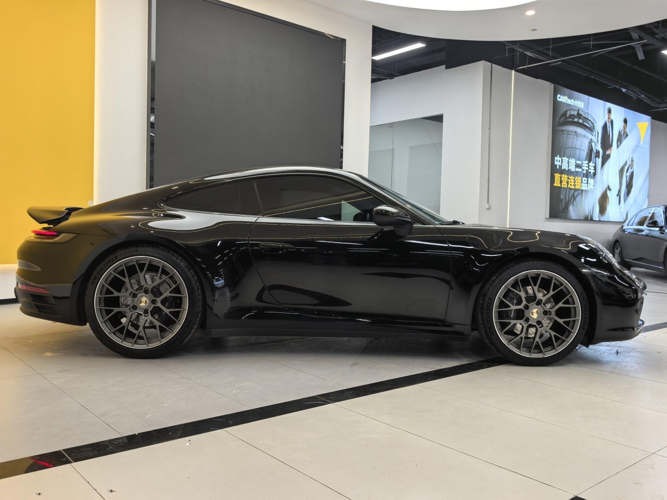 Porsche 911 2023