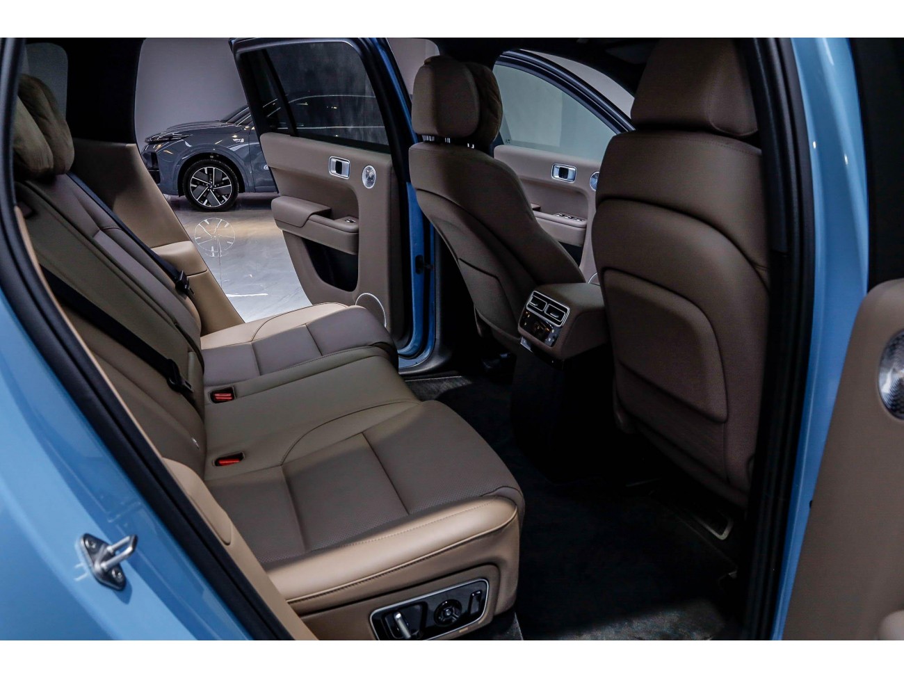Li Auto L7 2025