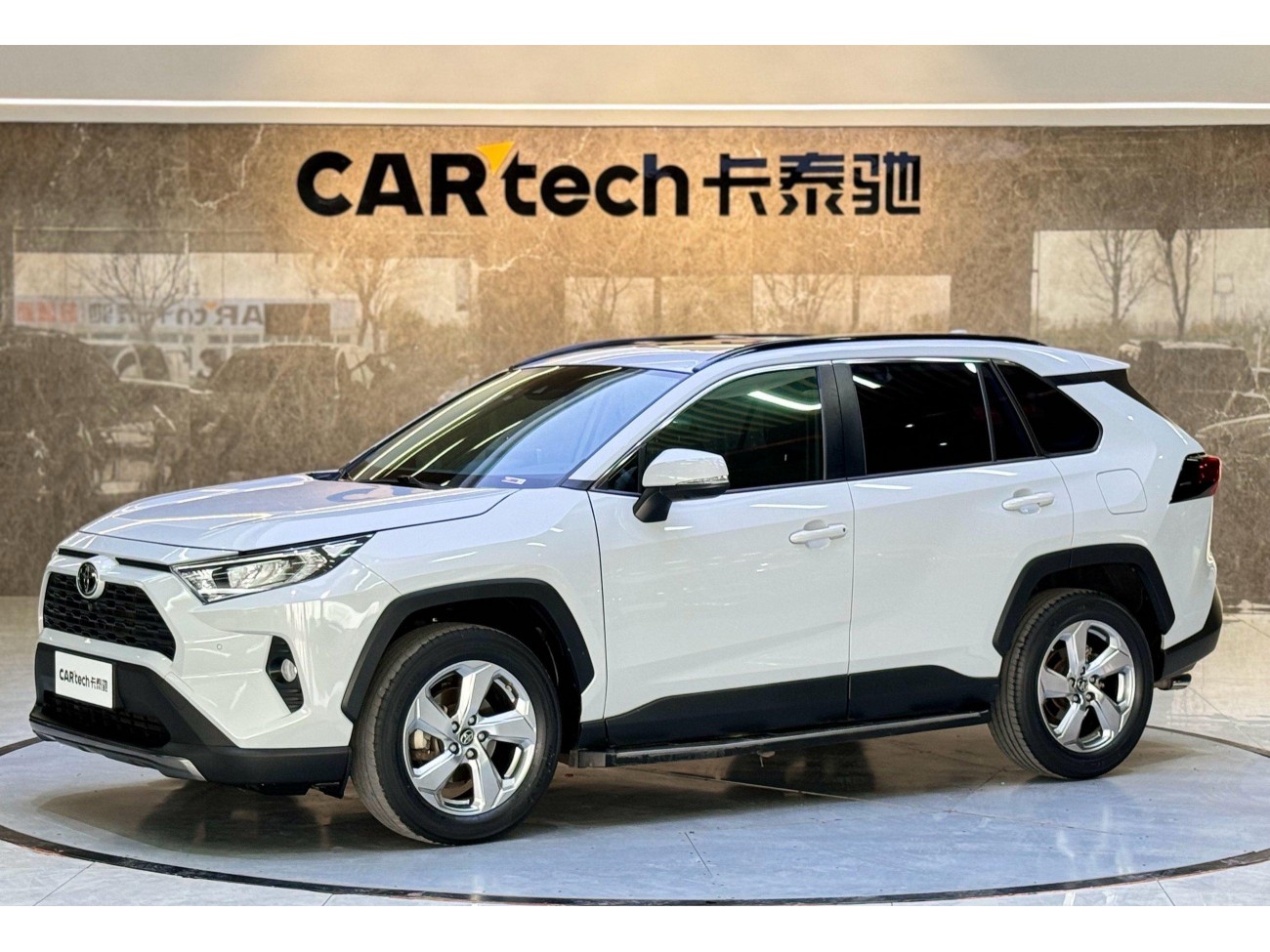 Toyota RAV4 2021