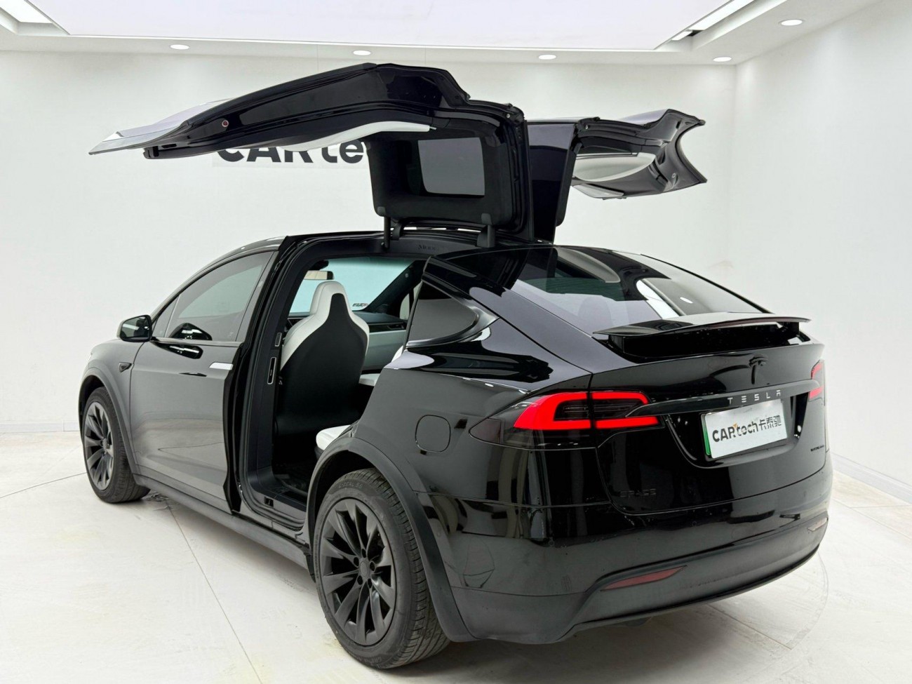 Tesla Model X 2018