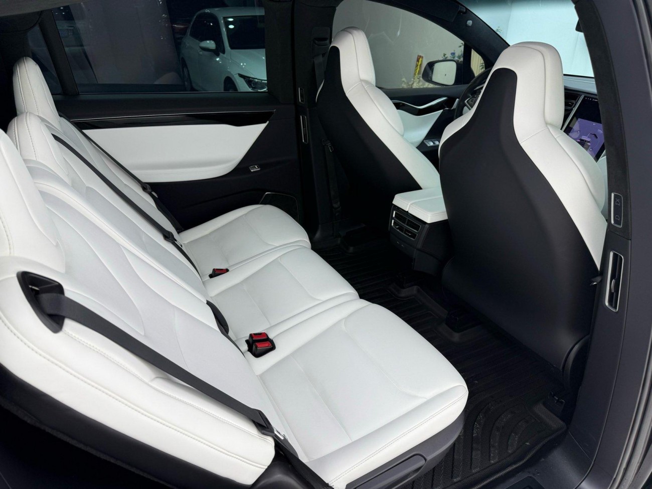 Tesla Model X 2018