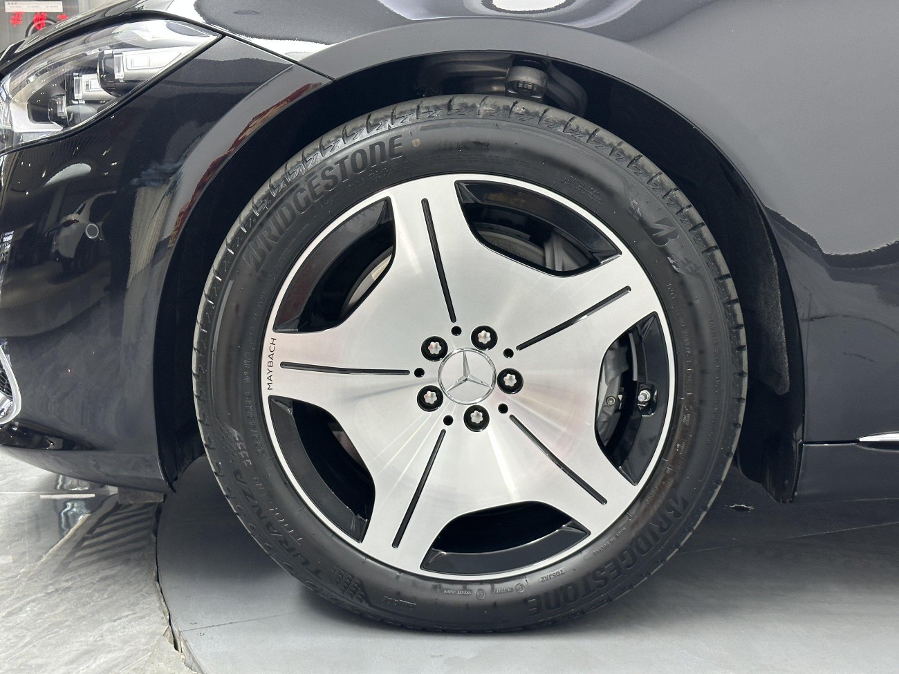 Mercedes-Benz S 480 4MATIC 2025