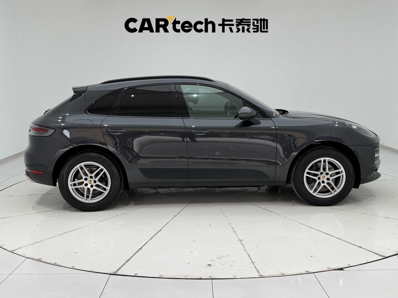 Porsche Macan 2021
