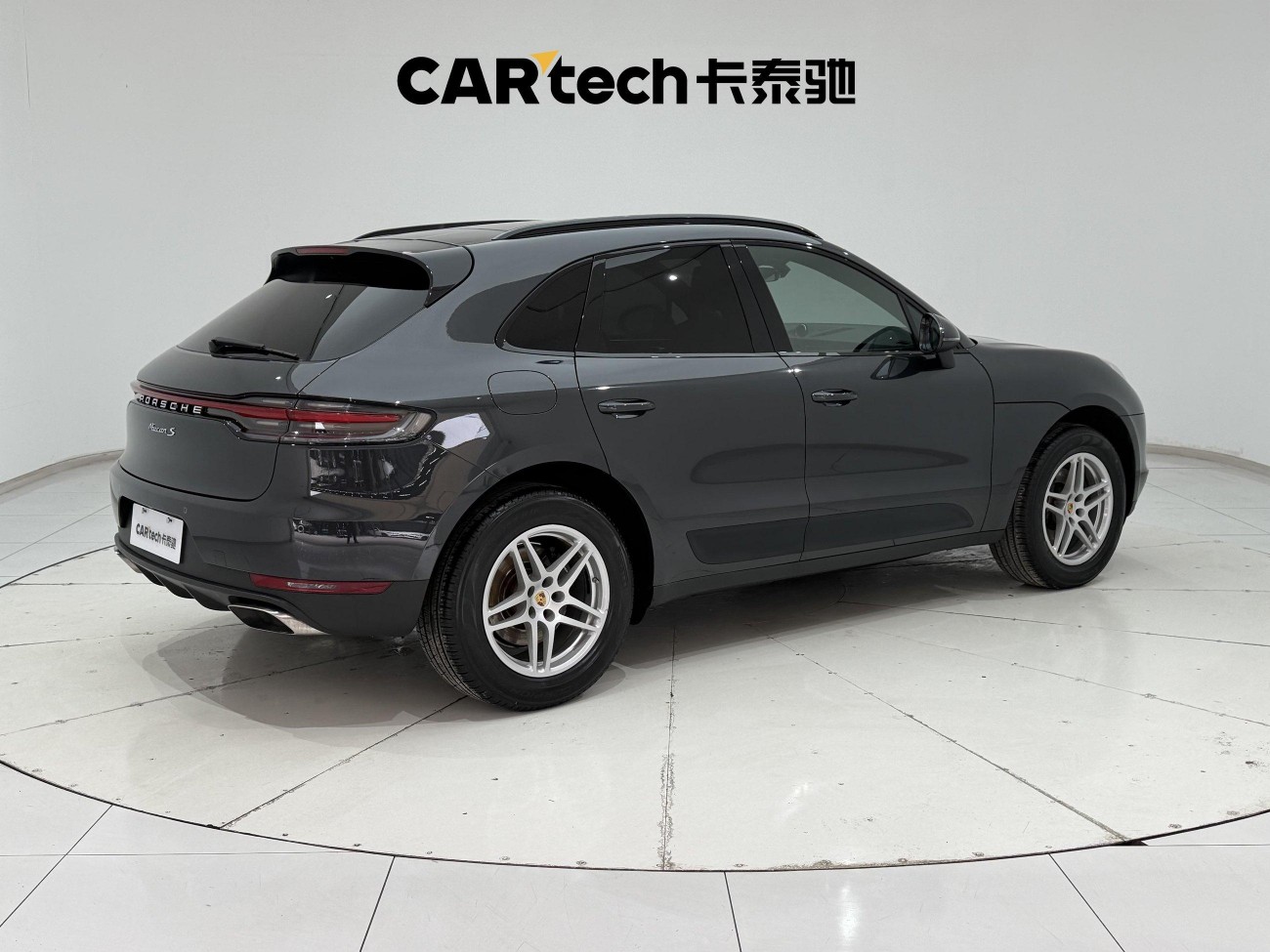Porsche Macan 2021