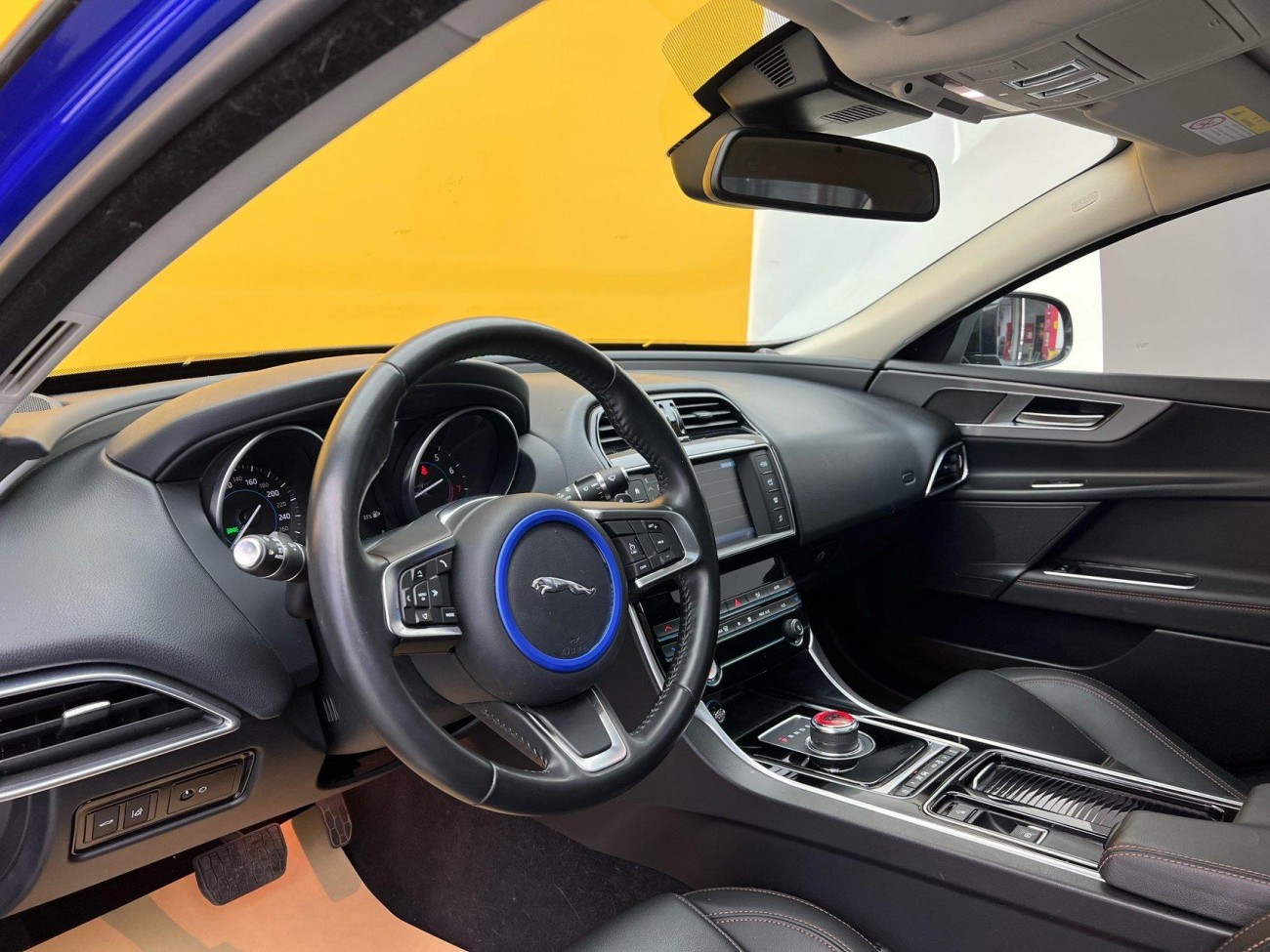 Jaguar XEL 2019