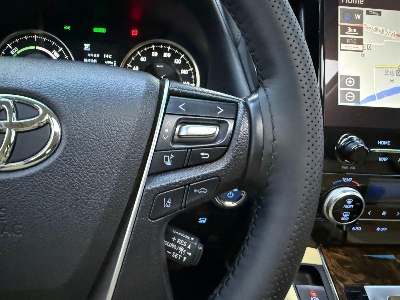 Toyota Alphard 2022