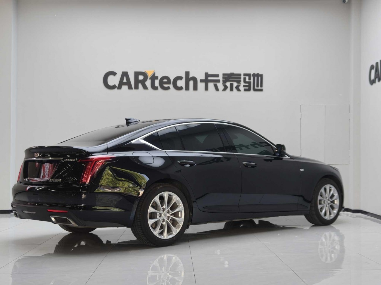 Cadillac CT5 2023