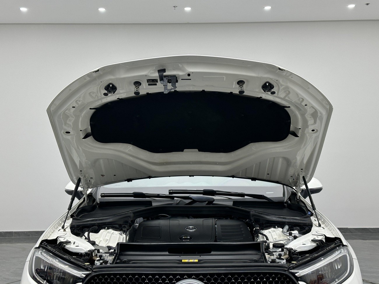 Mercedes-Benz GLC 260 L 2024