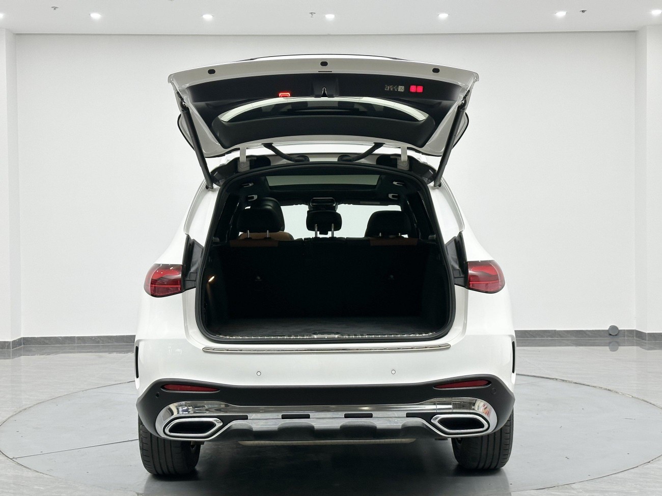 Mercedes-Benz GLC 260 L 2024