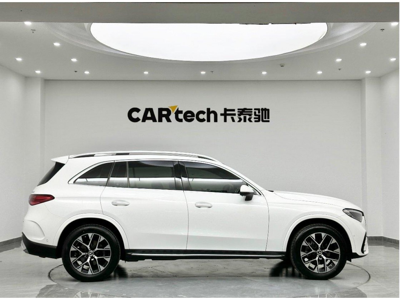 Mercedes-Benz GLC 260 L 2024