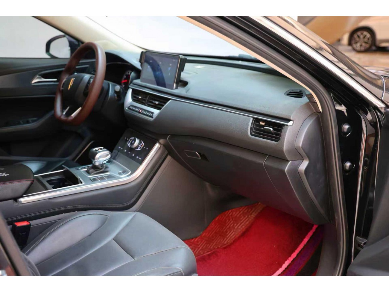Hongqi H5 2021