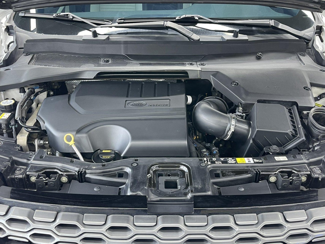 Land Rover Discovery Sport 2021